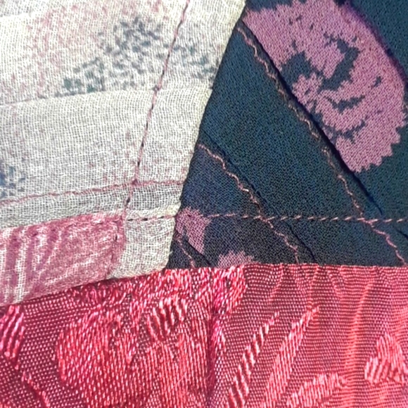 Yak Magic red Napal unique jacket - Picture 4 of 8